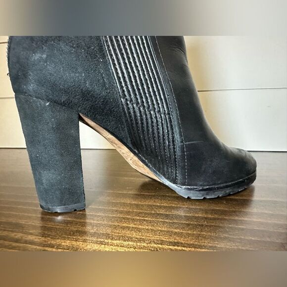 Donald Pliner Hudson Heeled Chelsea Ankle Boot Black Leather‎ Women's 7.5 - Picture 8 of 14